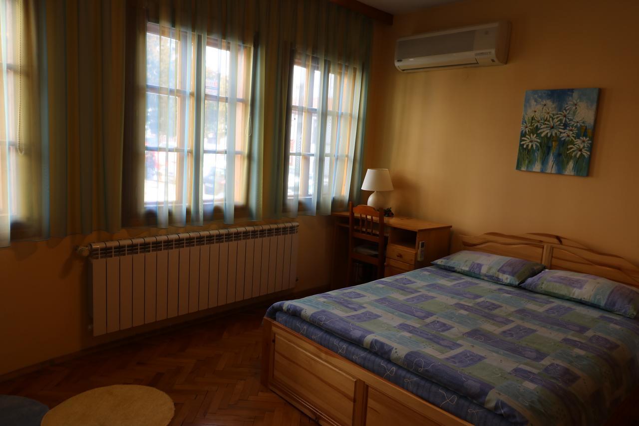 Guest House Divna Veliko Tarnovo Eksteriør billede